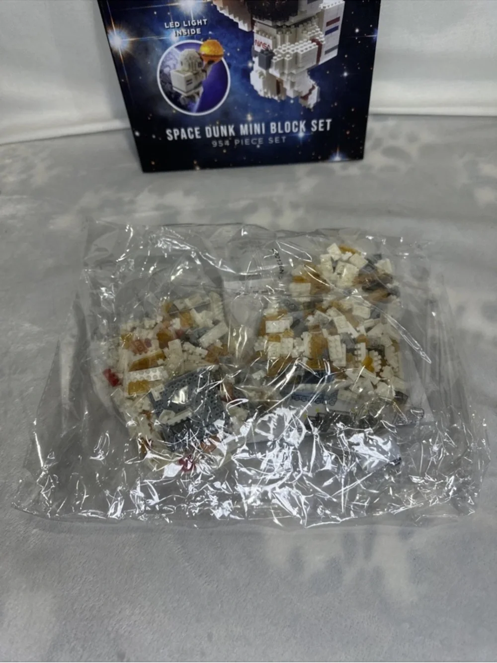 Toyzon NASA Space Anomaly Space Dunk Mini Block Set Led Light Kit 954 Pieces